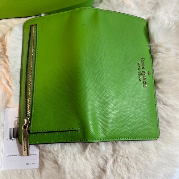 Kate Spade Medium Flip Backpack and wallet - Picture 8 of 9